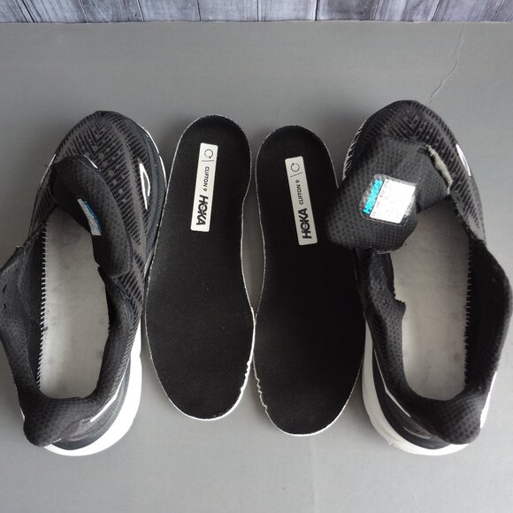 SIZE 8.5. HOKA One One Clifton 9 athletic sneakers shoes. - Picture 8 of 16